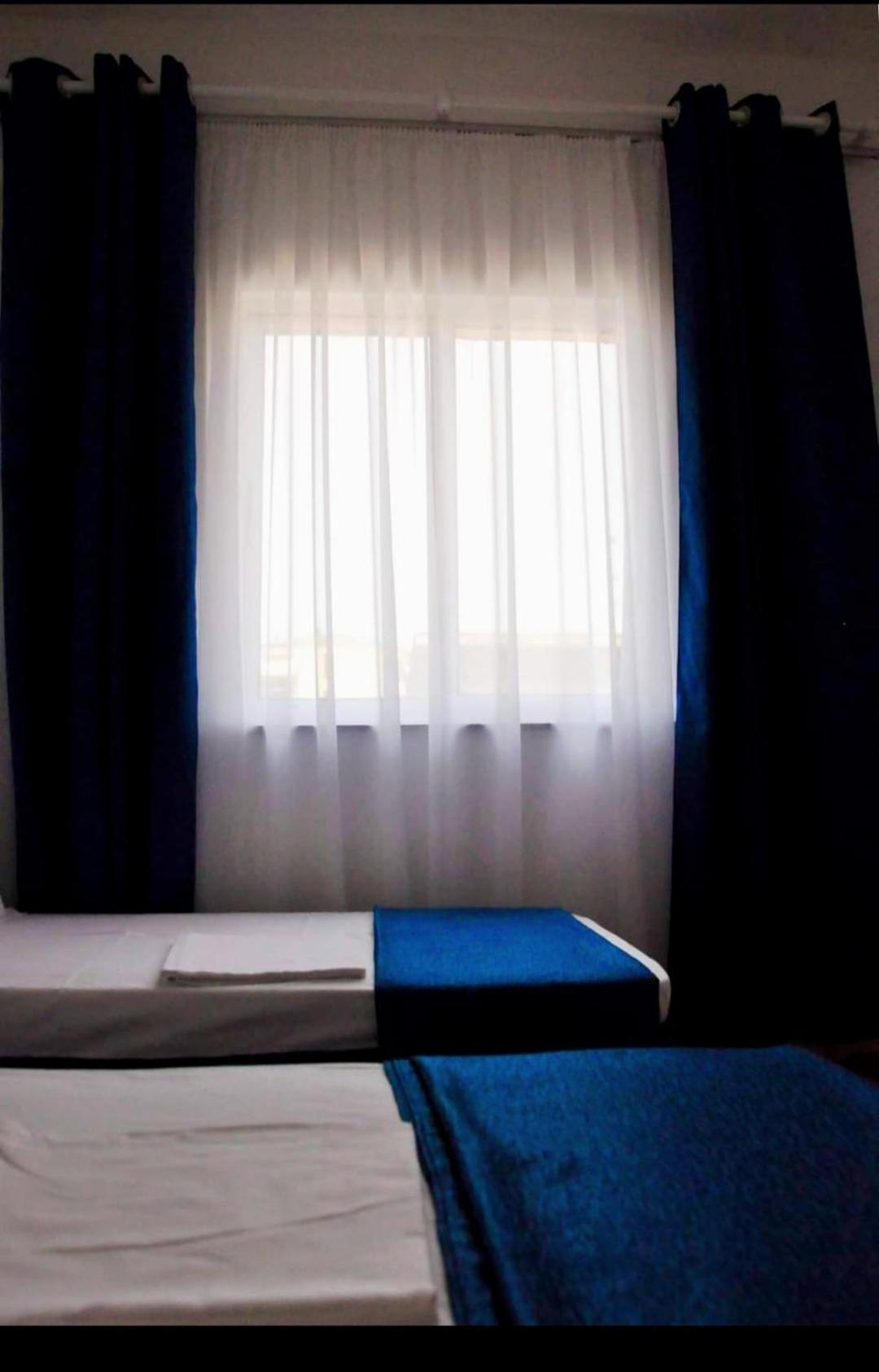 Tirana Central Guesthouse ห้อง รูปภาพ